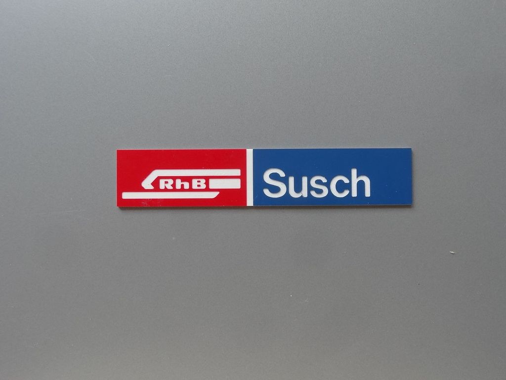 Susch, großes Format 130 x 25 mm, 2-Schicht-Kunststoff
