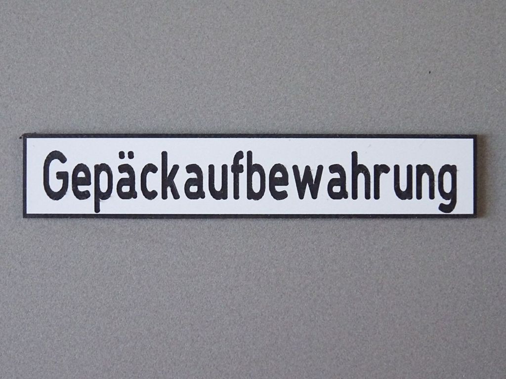 Gepäckaufbewahrung, kleines Format 60 x 13 mm, 2-Schicht-Kunststoff