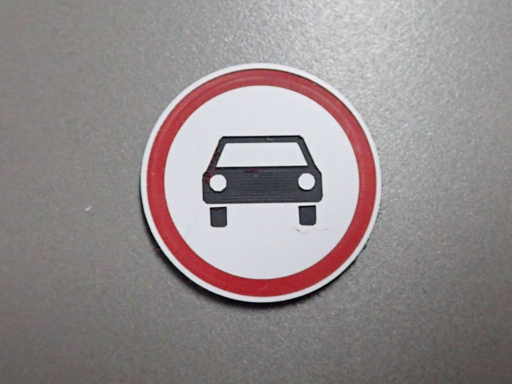 Verkehrsschild Verbot für Kraftfahrzeuge 26,5 mm 2-Schicht-Kunststoff