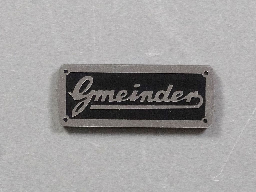 Lok-Fabrikschild Gmeinder 21 x 8 mm, 2-Schicht-Kunststoff