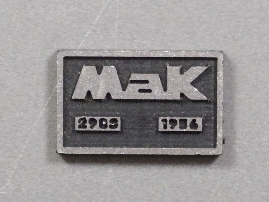 Lok-Fabrikschild MaK 17 x 10 mm, 2-Schicht-Kunststoff
