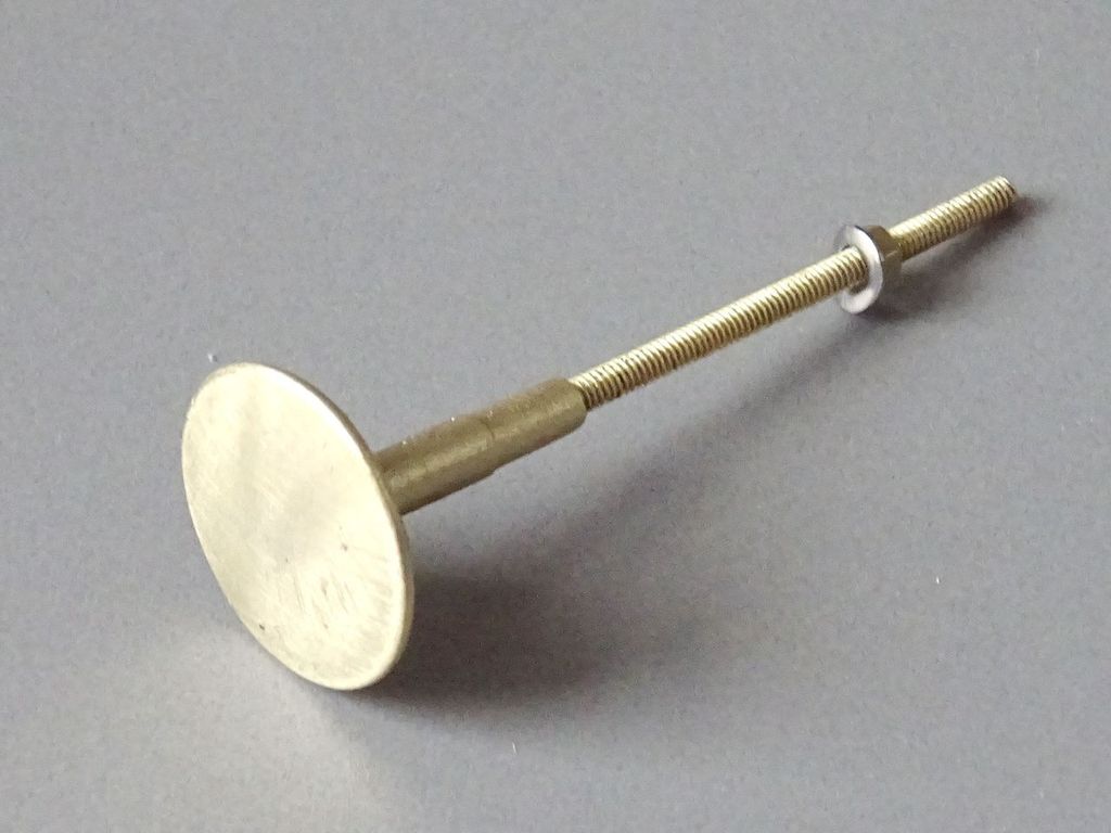 Puffer rund für Fahrzeuge der Harzbahnen Kopfplatte Durchmesser 17 mm