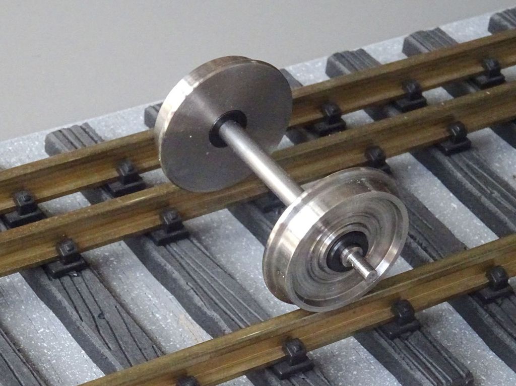 Metallradsatz, 30 mm Durchmesser Achse isoliert, Edelstahl