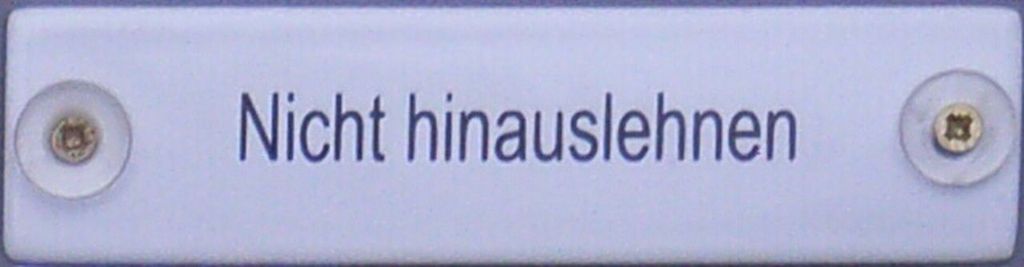 Nicht hinauslehnen Emaille, 14 x 3,5 cm