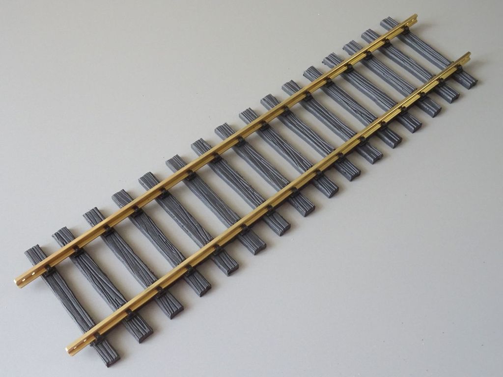 Regelspurgleis Gerade 450 mm 64 mm
