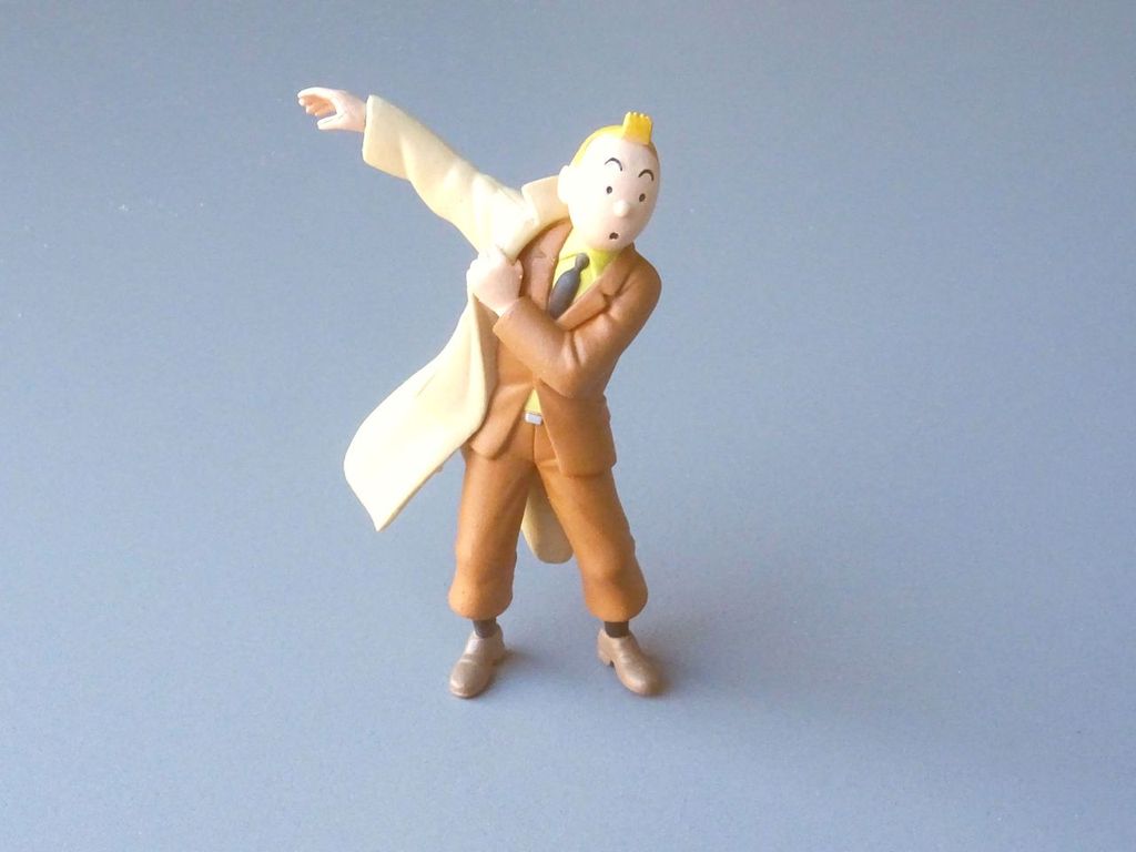 Tim im Trenchcoat Höhe 85 mm