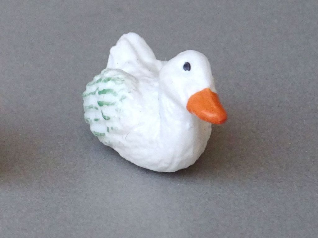 Ente weiß-grün Höhe 14 mm