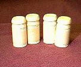 Milchkannen 25 x 10 mm 4 Stück, 25 x 10 mm