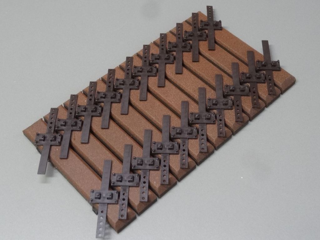 Stahlschwellen 45 mm, Code 250, 50 Stück 90 x 13 x 6 mm