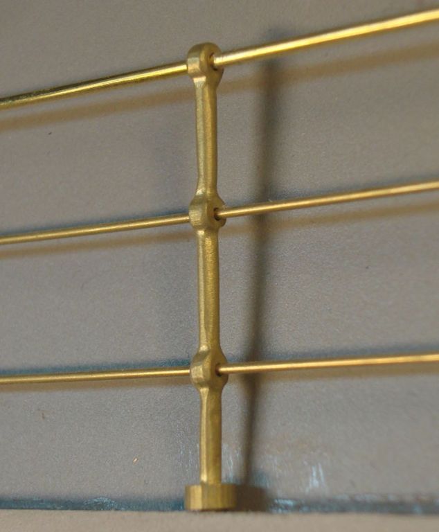 Geländerstäbe Messing 4 Stück, Höhe 45 mm + Stift
