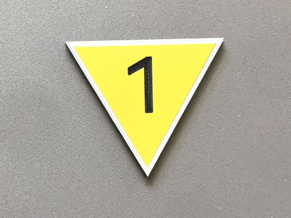 Langsamfahrankündigungsscheibe Lf 1, Spitze unten 1  30 mm, 3-Schicht-Kunststoff