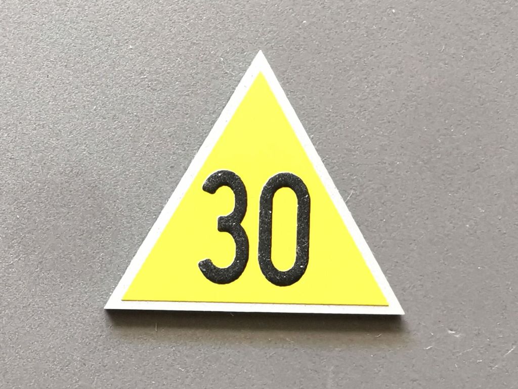 Langsamfahrankündigungsscheibe Lf 1, Spitze oben 30  30 mm, 3-Schicht-Kunststoff