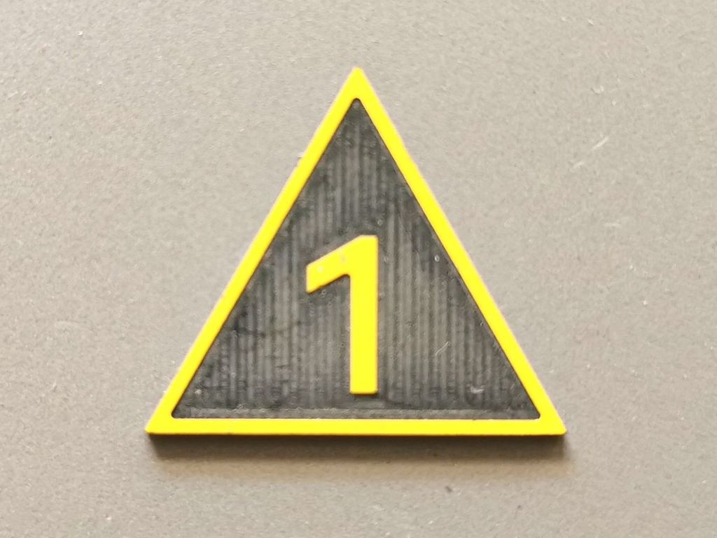 Geschwindigkeitsvoranzeiger Zs 3v, gelb/schwarz, Spitze oben 1  30 mm, 2-Schicht-Kunststoff