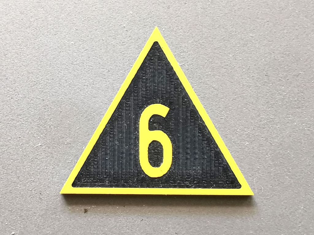 Geschwindigkeitsvoranzeiger Zs 3v, gelb/schwarz, Spitze oben 6  30 mm, 2-Schicht-Kunststoff