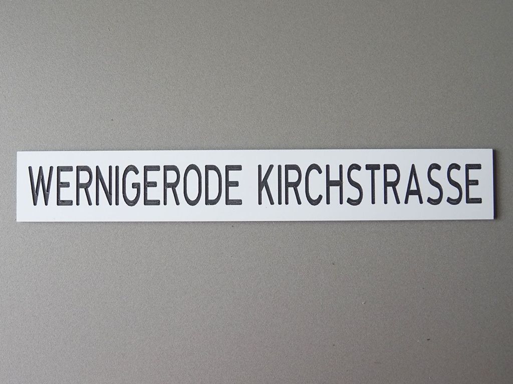 Wernigerode Kirchstrasse 135 x 20 mm, 2-Schicht-Kunststoff