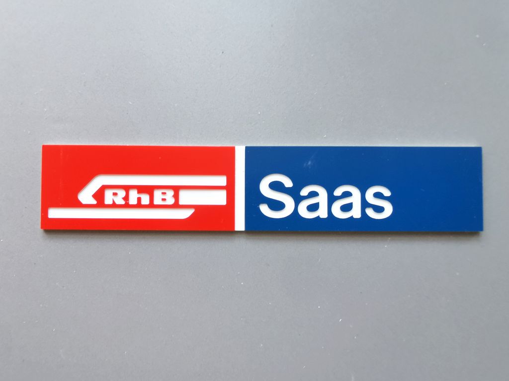Saas, kleines Format 85 x 16 mm, 2-Schicht-Kunststoff