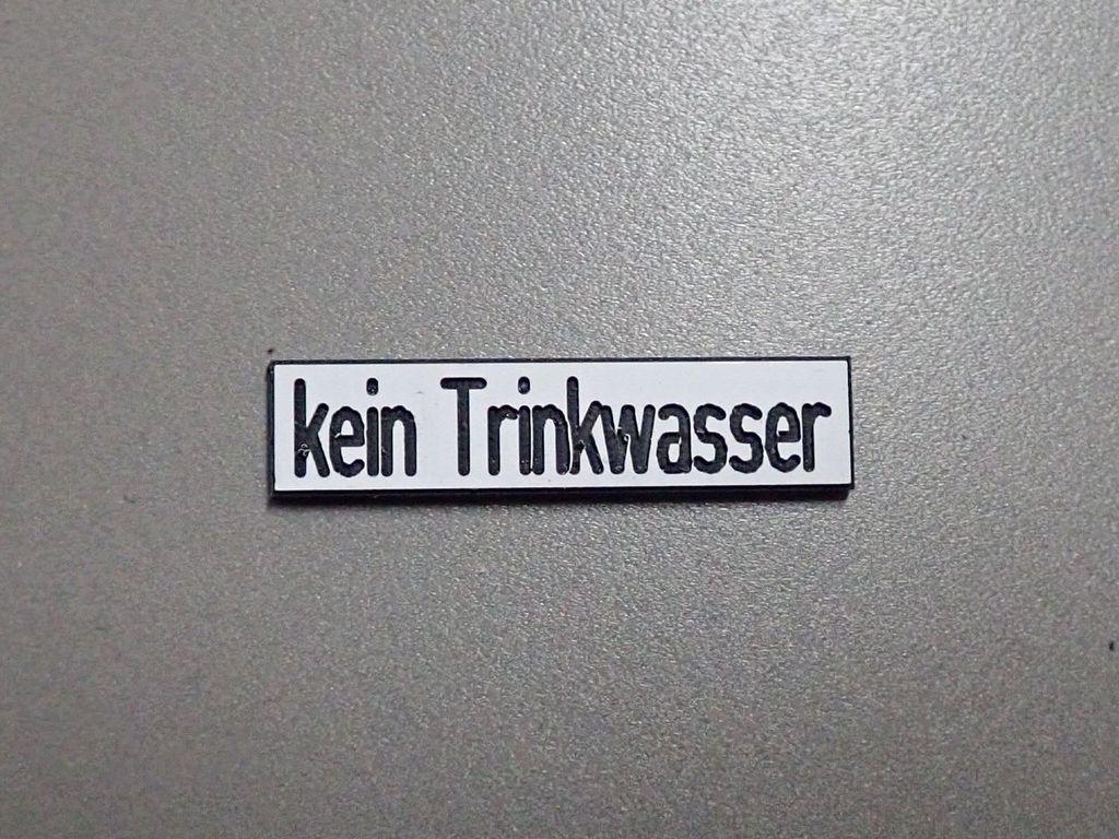 Raumschild: kein Trinkwasser 30 x 7 mm, 2-Schicht-Kunststoff