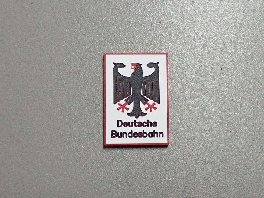 Deutsche Bundesbahn Wappen 15 x 21 mm, 3-Schicht-Kunststoff