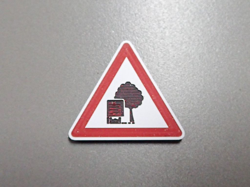 Verkehrsschild Unzureichendes Lichtraumprofil 26,5 x 23,5mm 2-Schicht-Kunststoff