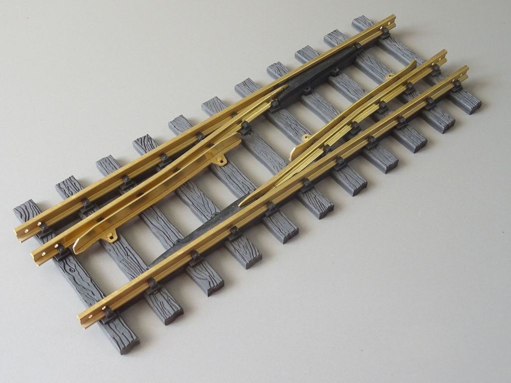Spurwechselgleis R3 rechts-links, Länge 300 mm