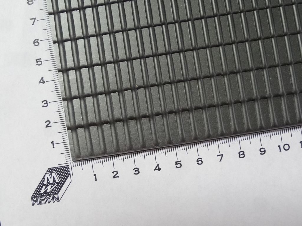 Dachziegelplatte Frankfurter Pfanne 1:22,5 ca. 390 x 290 x 1 mm, Polystyrol