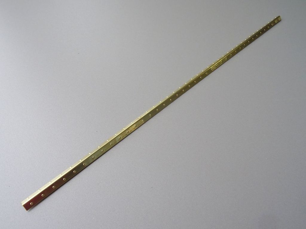 Nietenwinkel 7 mm Nietabstand 300 x 5 x 5 mm