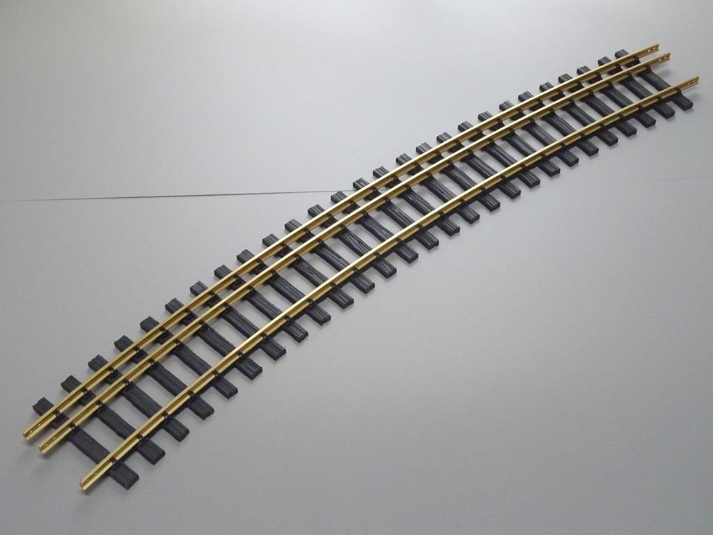 Dreischienengleis Bogen 22,5°, Radius 2000mm Schmalspur innen