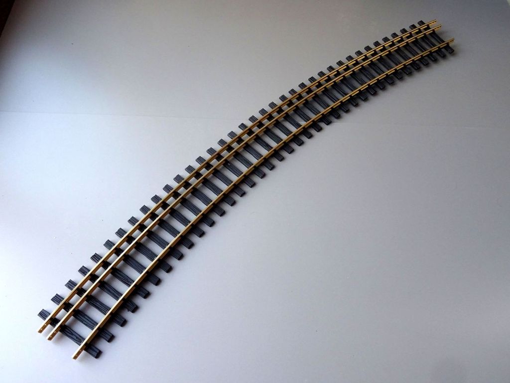 Dreischienengleis Bogen 30°, Radius 2000mm Schmalspur innen