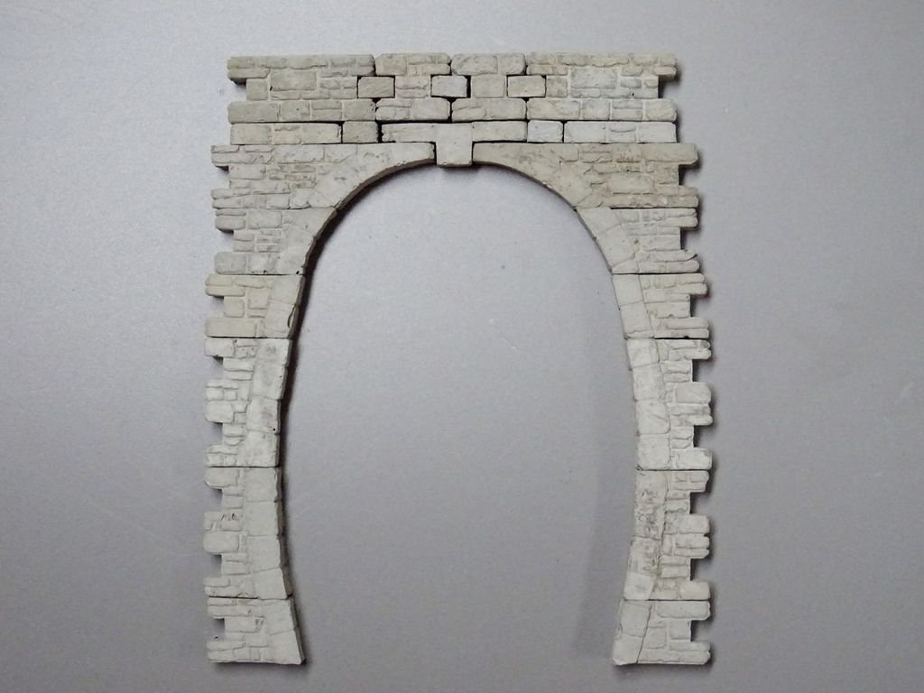 Tunnelportal Quaderstein Aus Schnellzement