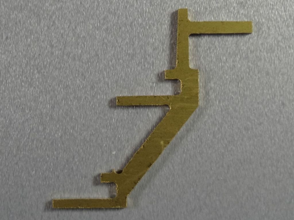 Trittbretthalter 2-stufig eckig 18 x 25 x 1 mm, Messingblech
