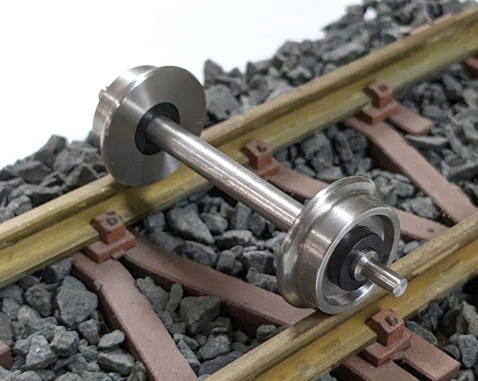 Metallradsatz, 18 mm Durchmesser Achse isoliert, Edelstahl