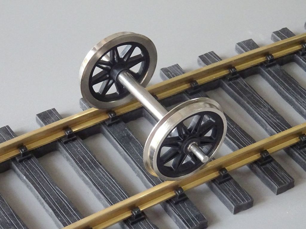 Speichenradsatz, 45 mm Durchmesser, Spurweite 64 mm Kunststoff mit Edelstahlring